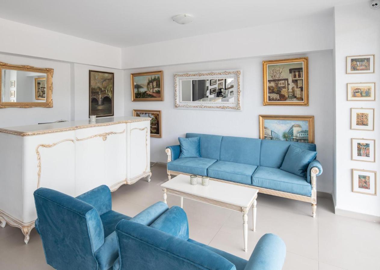 Light Blue Hotel Nea Kallikrateia Екстер'єр фото