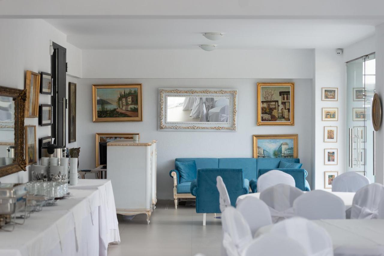 Light Blue Hotel Nea Kallikrateia Екстер'єр фото