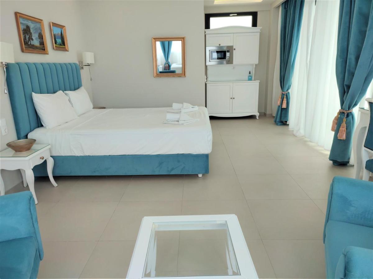 Light Blue Hotel Nea Kallikrateia Екстер'єр фото